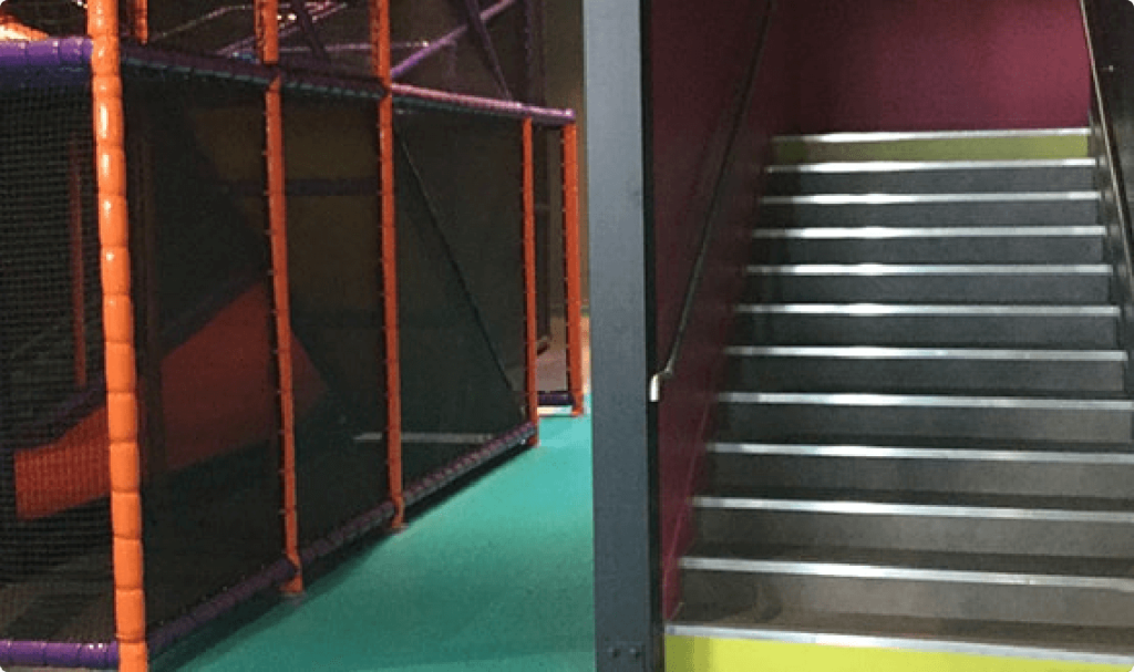 cinéma escaliers adapté aux handicapés